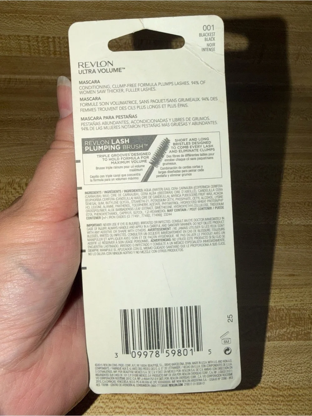 Revlon Ultra Volume Mascara blackest black 001 lash plumping brush